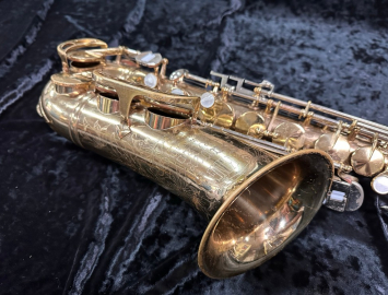 Photo Vintage King Super 20 Alto Sax SIII in Gold Lacquer, Serial #367203